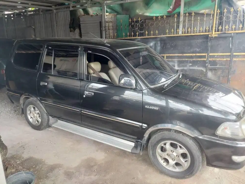 Kijang Lgx 2004 Manual bensin