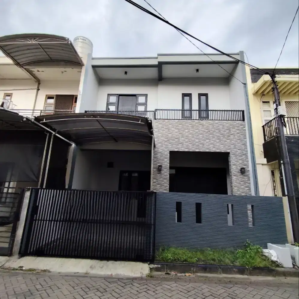 Pakuwon City ‼️Jual Murah Rumah 2 lantai dekat Park Shanghai