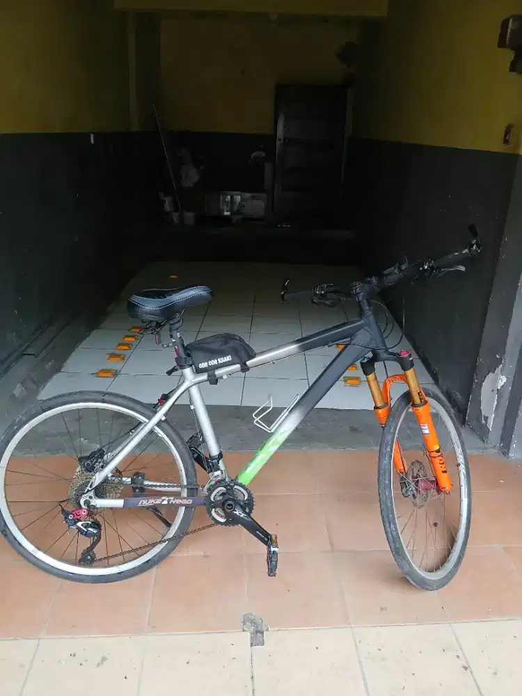 Sepeda Gunung La Tigre