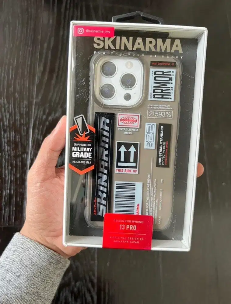 Case Skinarma iPhone 13 Pro