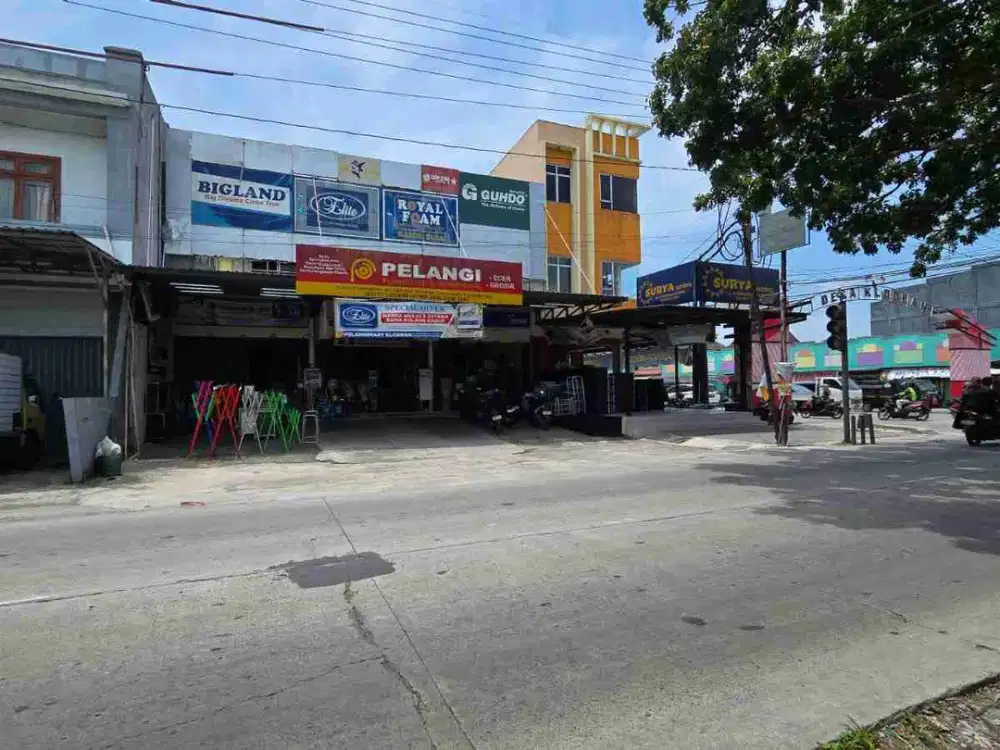 Ruko Strategis 2 Lantai, Lokasi Dekat Tol dan Pasar Klodran. Akses Kontainer, Dekat Jalan Raya 2 Arah.