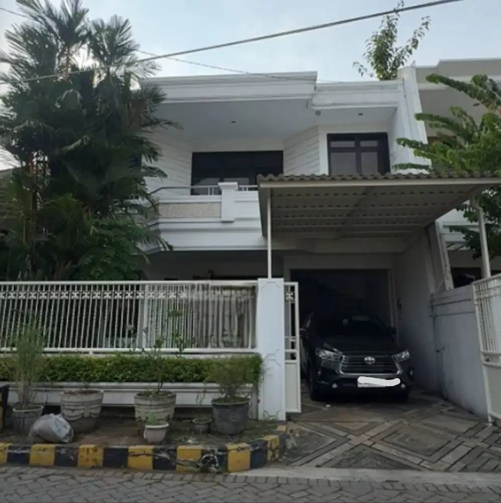 Dijual Rumah Darmo Harapan 2 Lantai Bagus Terawat Siap Huni