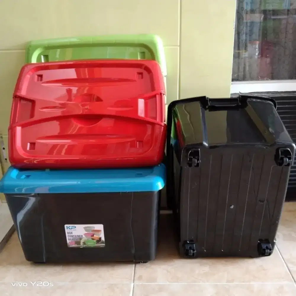 Container Box/ Kotak Penyimpanan Serbaguna 50 L Kimplast (Ada Roda)