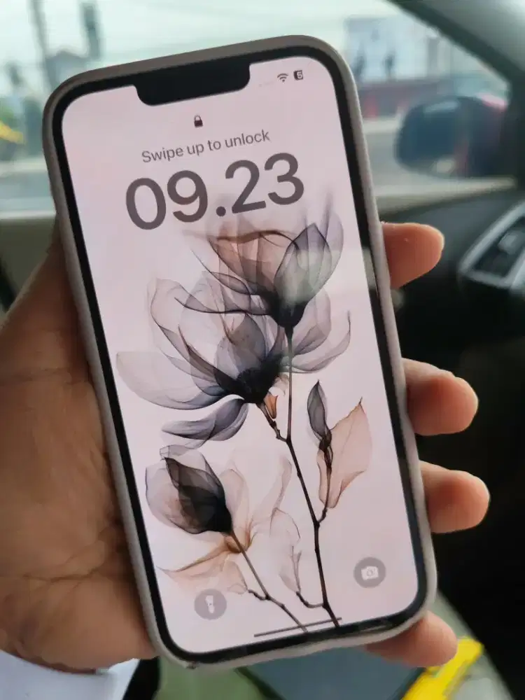 IPHONE 13 GARANSI RESMI