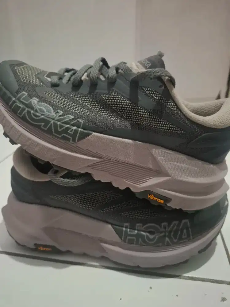 Sepatu HOKA Size 37
