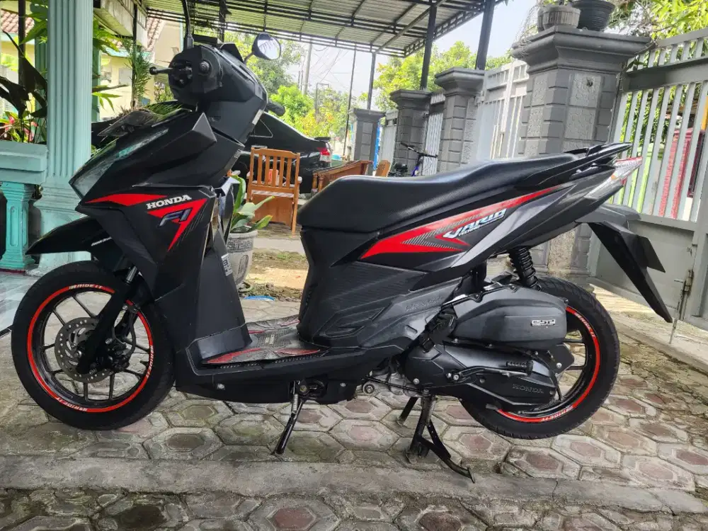 HONDA VARIO 2015