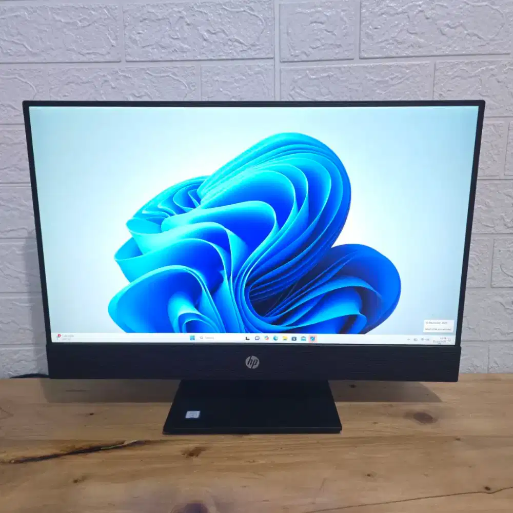 PC AIO HP PRO ONE 600 G5 Intel i7-9700T RAM 8GB HDD 1TB TOUCHSCREEN