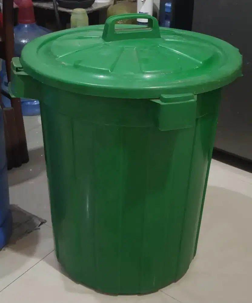 Bak Ember Air Besar Hijau Tebal