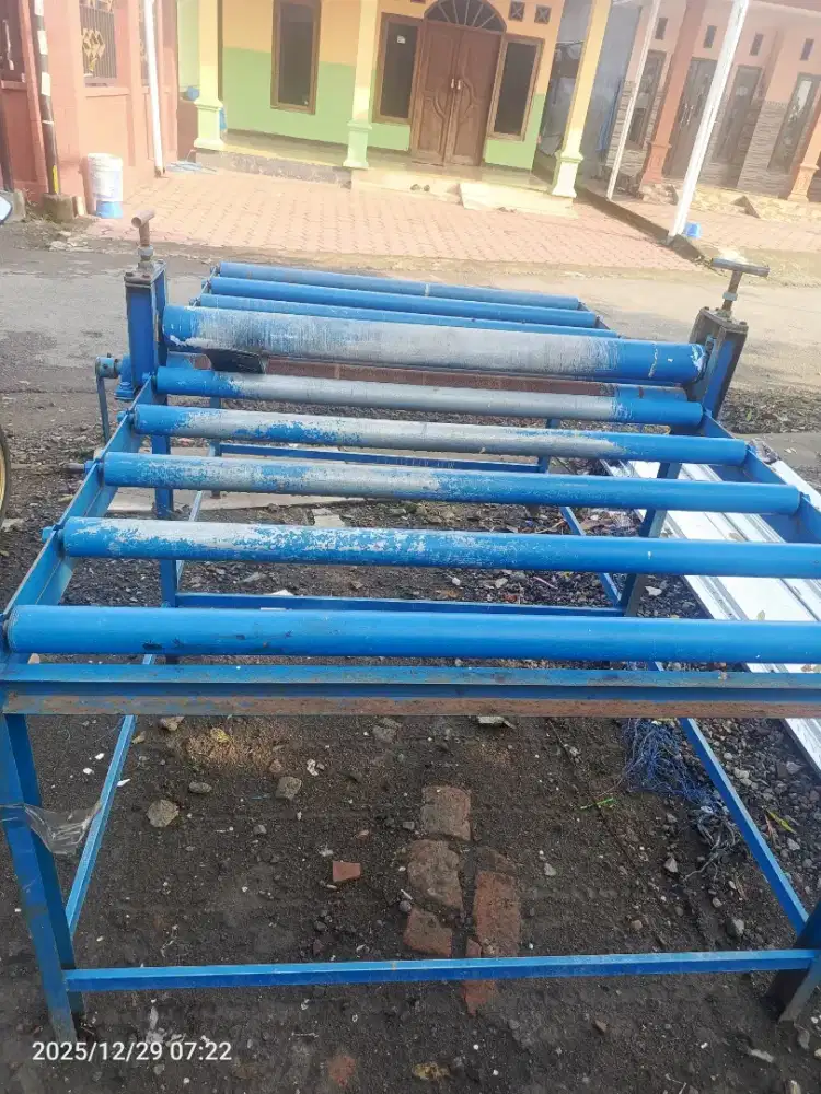 Mesin / alat pond kardus