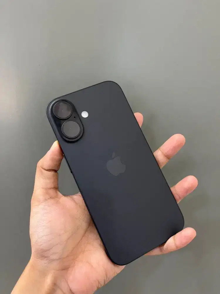 iPhone 16 black 128 GB inter resmi