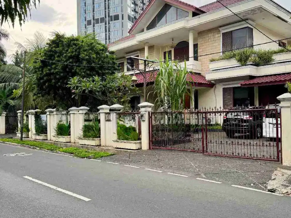 RUMAH DI CILANDAK BARAT MODERN CLASSIC HOUSE