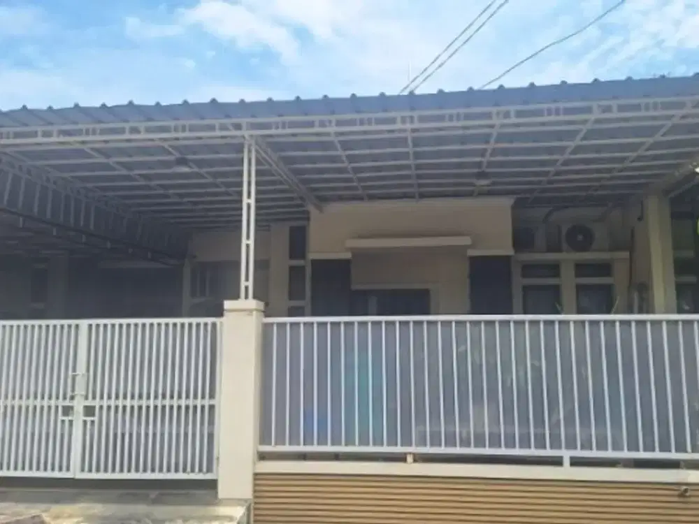 Dijual rumah terenovasi di Harapan Indah 2 Cluster Aralia Bekasi