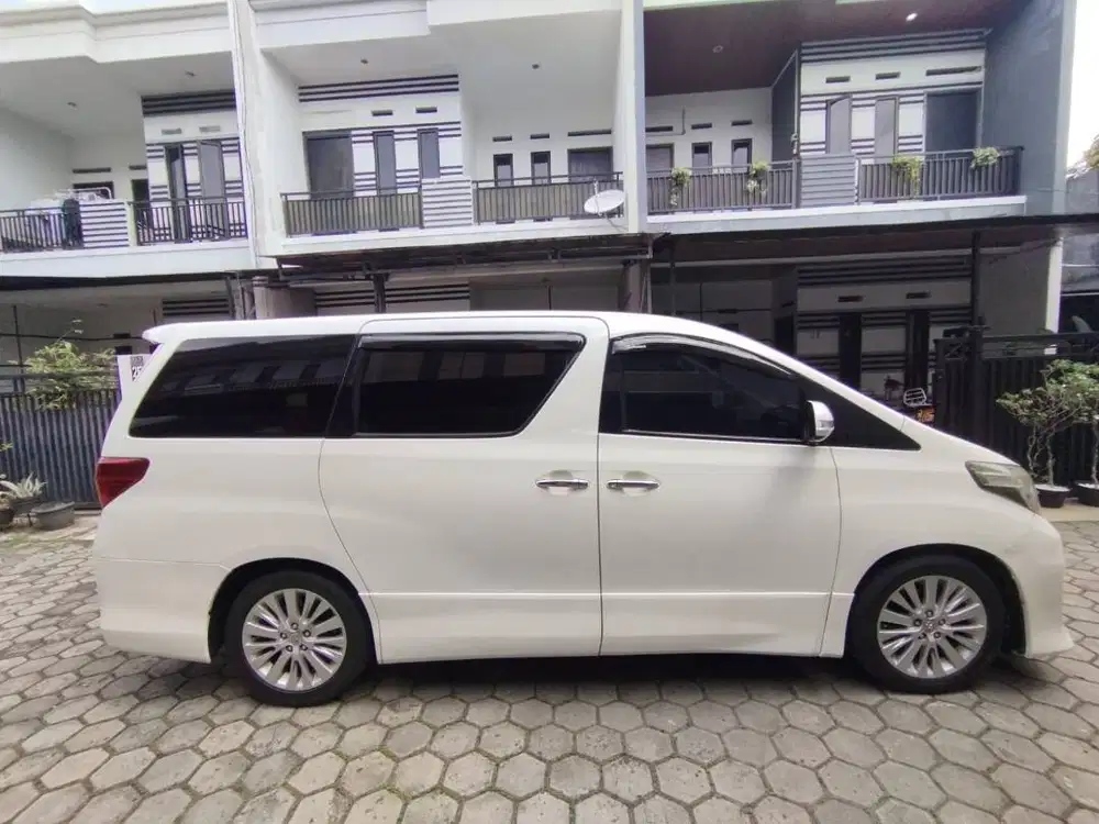 ALPHARD S 2.4 2012