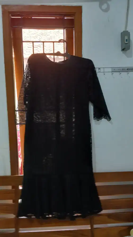 Dress brukat size L n XL