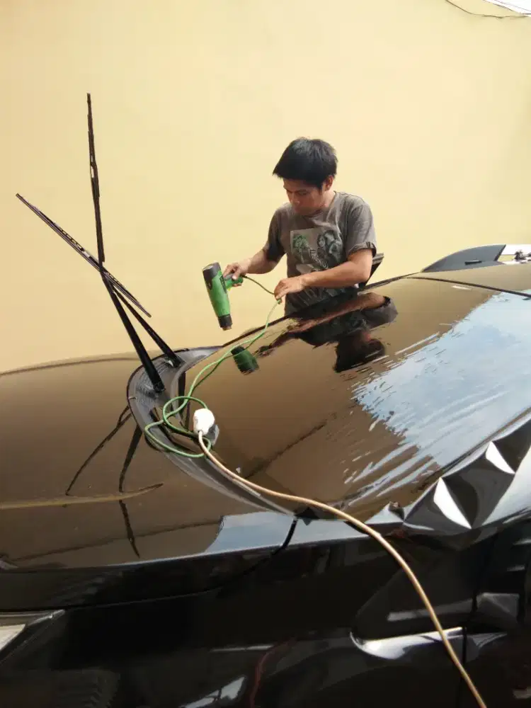 Kaca film pesan antar