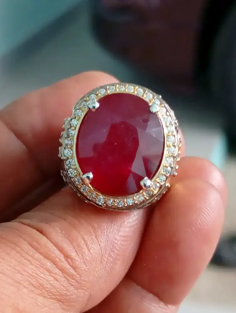 Ruby cutting Red Blood big size