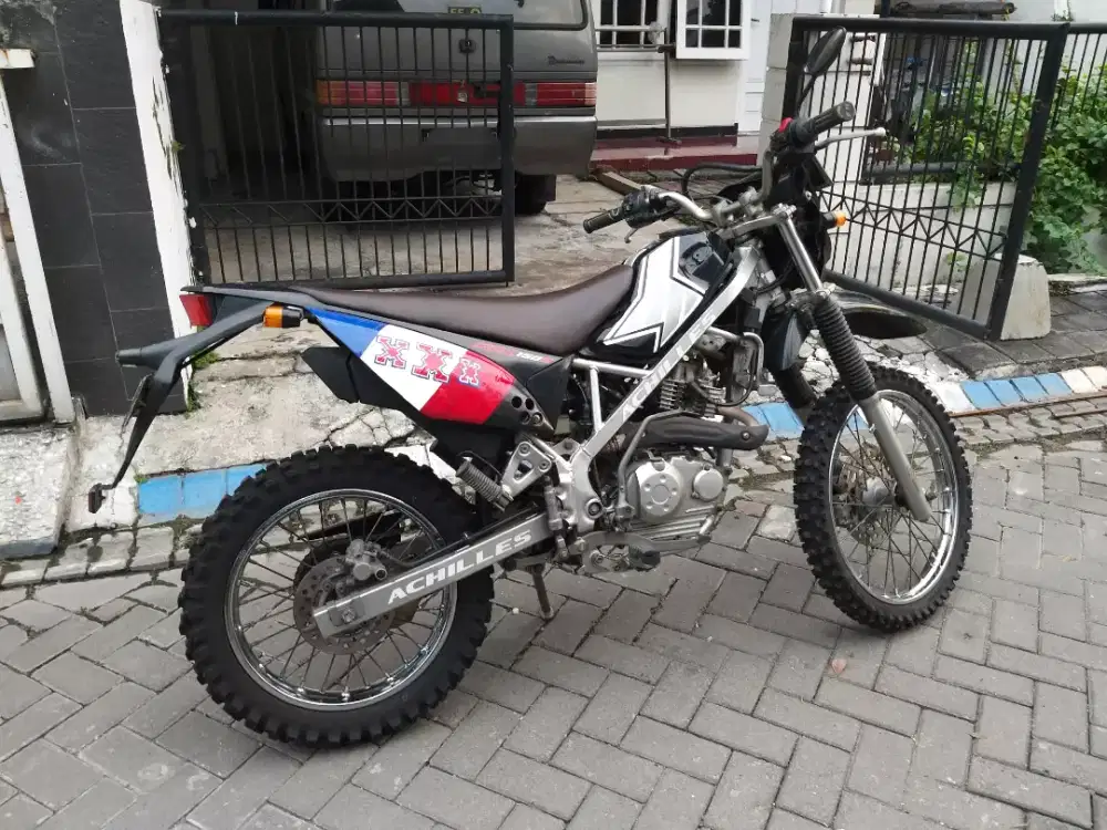 Di jual Kawasaki KLX 150s 2009