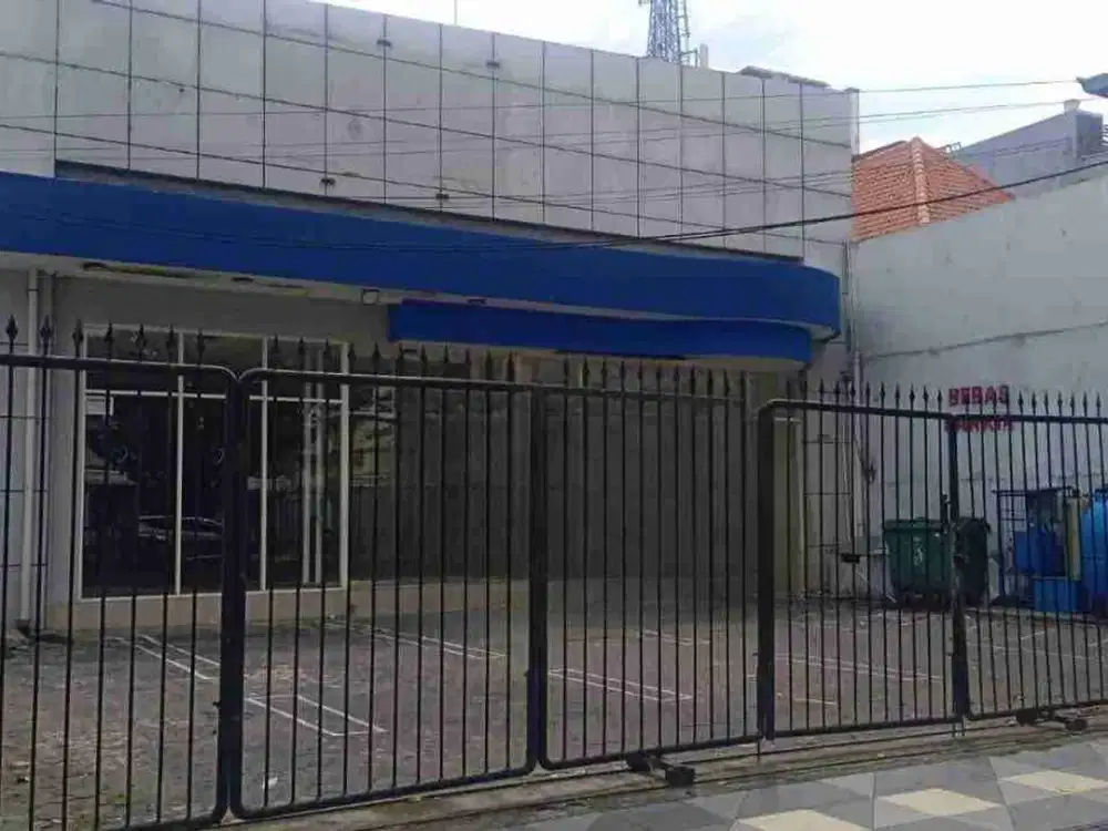 DISEWAKAN BANGUNAN KOMERSIAL SURABAYA PUSAT JALAN SULAWESI