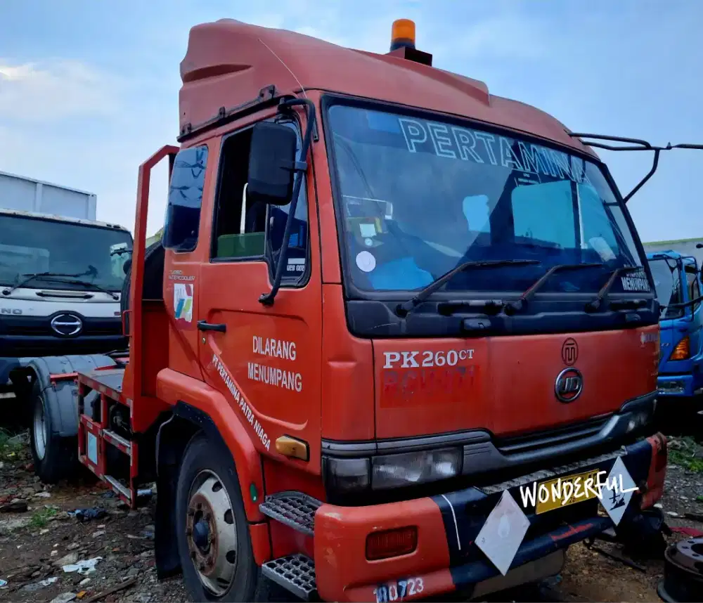 Nissan PK 260 CT Traktor Head Trailer 4×2 Ors Bio Solar Hino Lohan