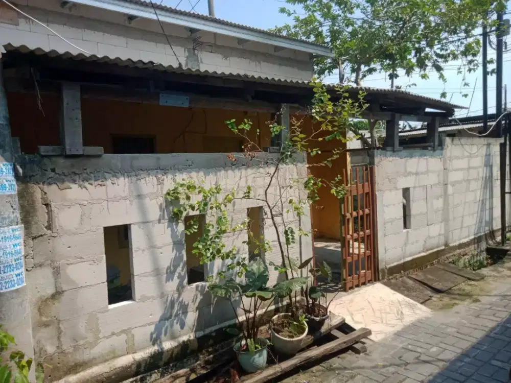 Rumah Hoek luas di Perumahan Bumi Sakinah 1