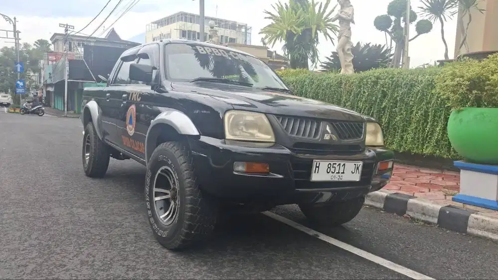 Mitsubishi L200 2.8 GL 2007 Hitam