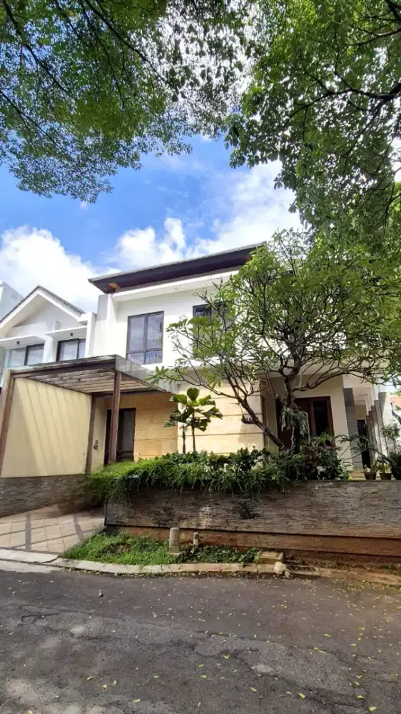 Jual rumah mewah hoek semi furnished 3,9 M nego. CitraGran Cibubur.