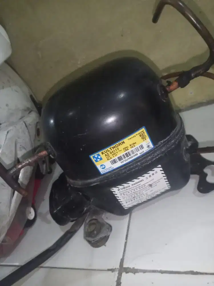 Dijual kompresor kulthorn 1/4 tipe AZ0411Y