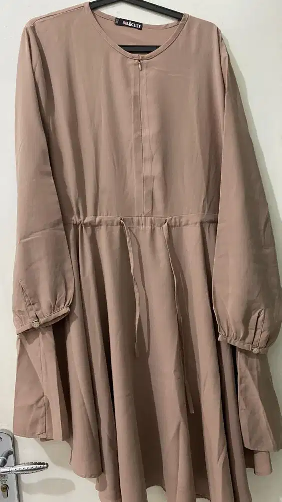 Preloved Tunik Wanita Jumbo Merk Bibigsize XXL Warna Milo