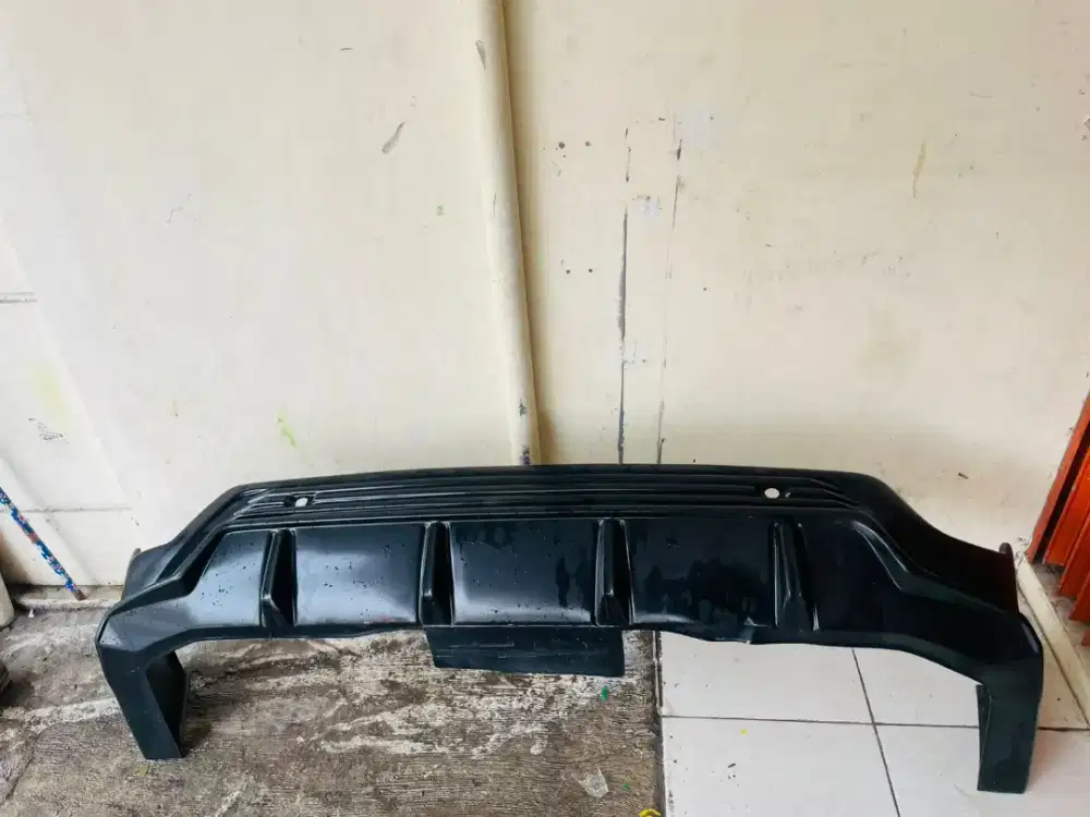 Body kit belakang bawah Xpander 2021