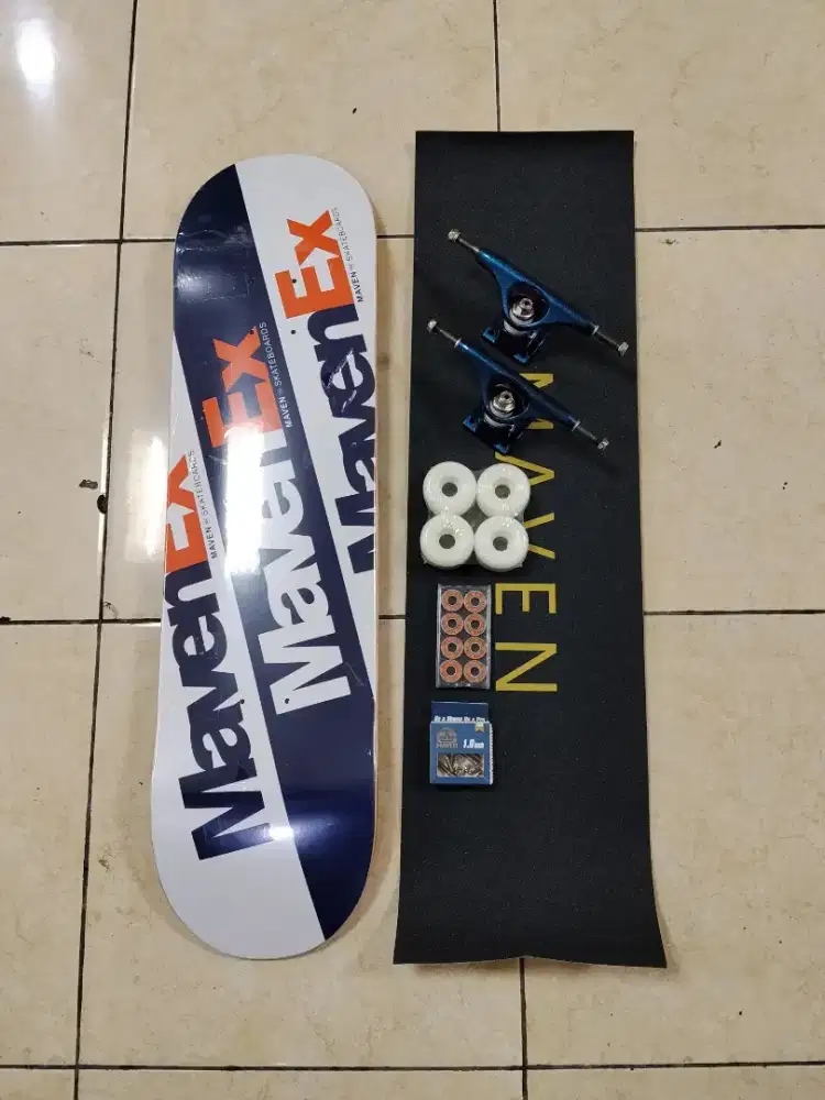 Skateboard fullset set up Maven Fed-EX 8.0