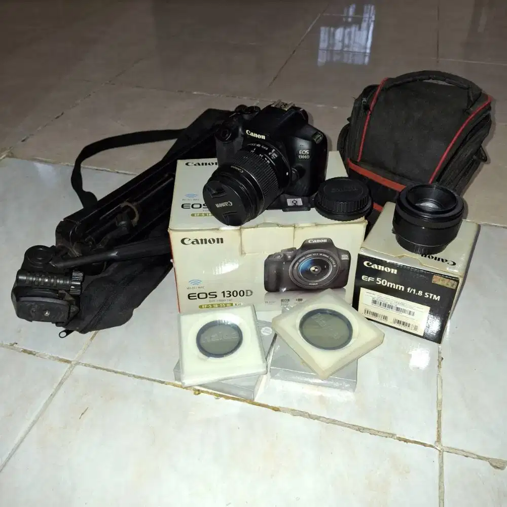 Canon EOS 1300D + Lensa 50mm f/1.8 STM + Bonus