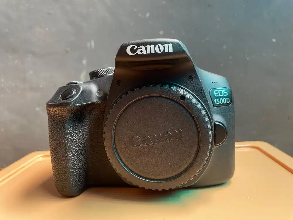 Dijual Canon EOS 1500D DSLR + 3 Lensa (Full Set / Full Box)