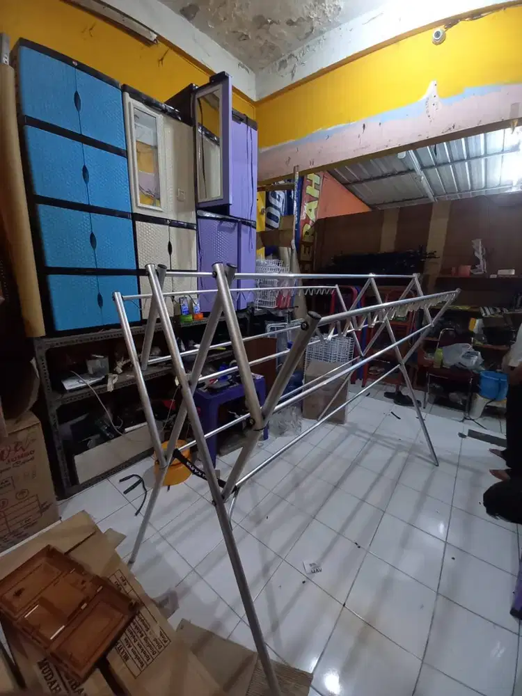 Jemuran hanger Bina Karya alumunium