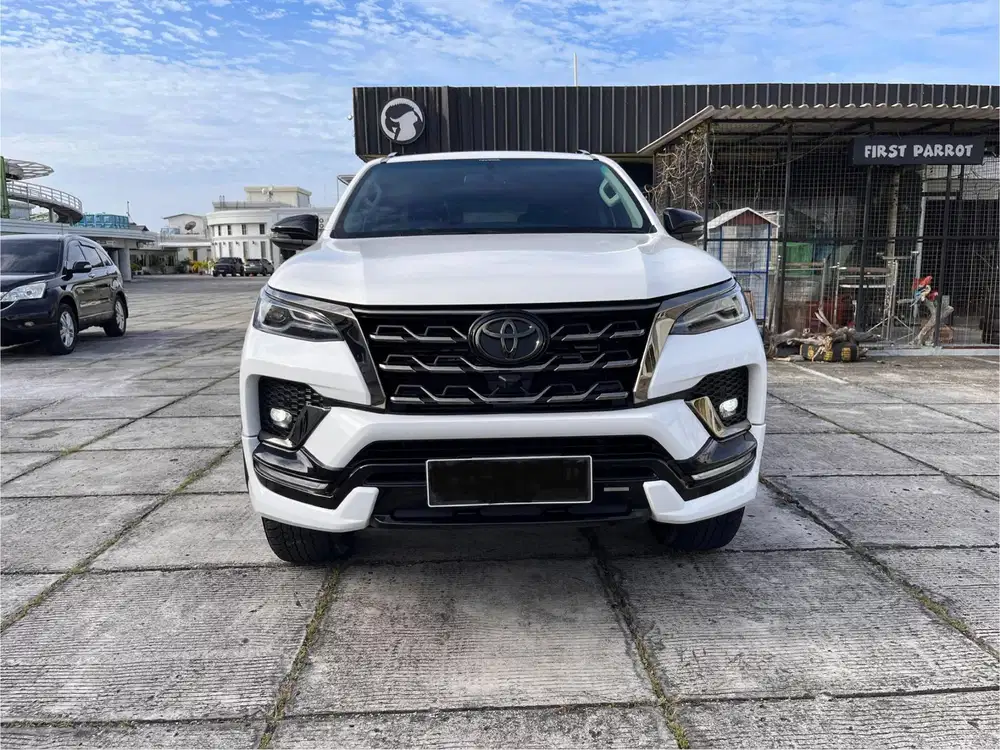 Toyota Fortuner 2,4 Gr Sport 4x2 At 2021