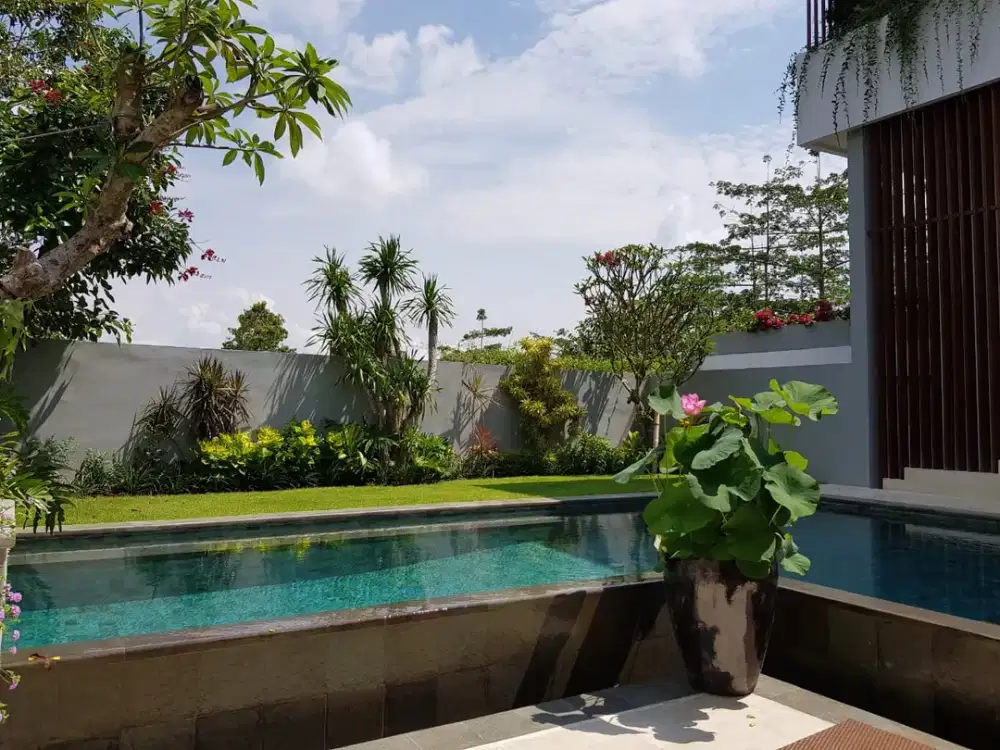 Dijual: Vila Premium Fully Furnished dengan Kolam Renang Infinity — Puri Gading, Jimbaran