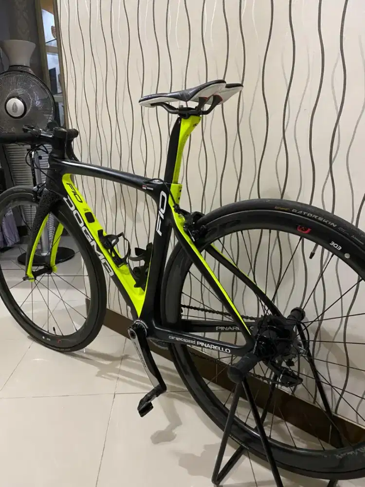 Sepeda pinarello f10