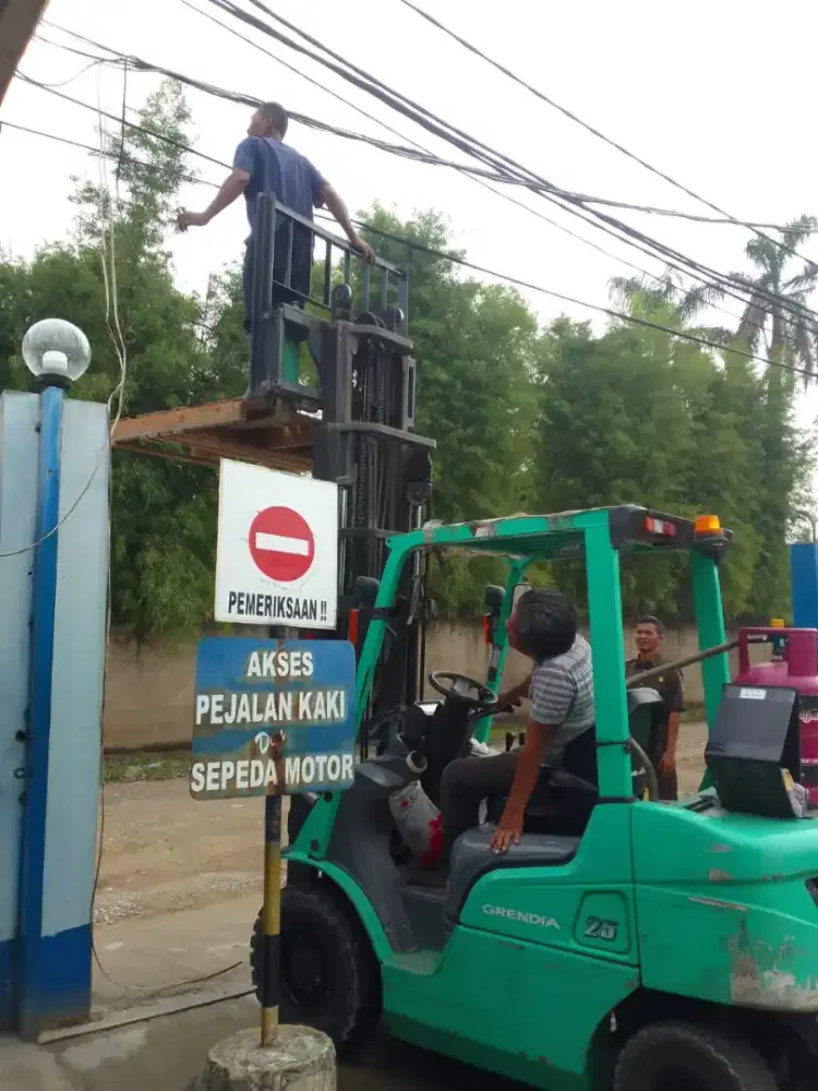 Di Butuhkan Staff administrasi QC dan Adm Produksi di pabrik plastik