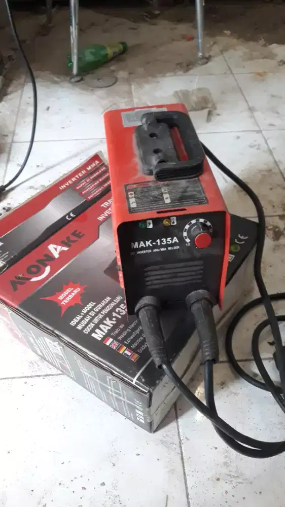 Di jual secon mesin las inverter Merk Monake 450W
