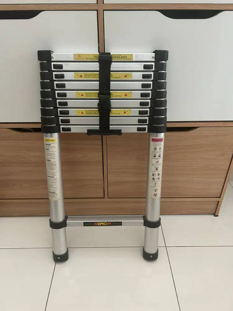 Tangga Teleskopik Xenon 3m