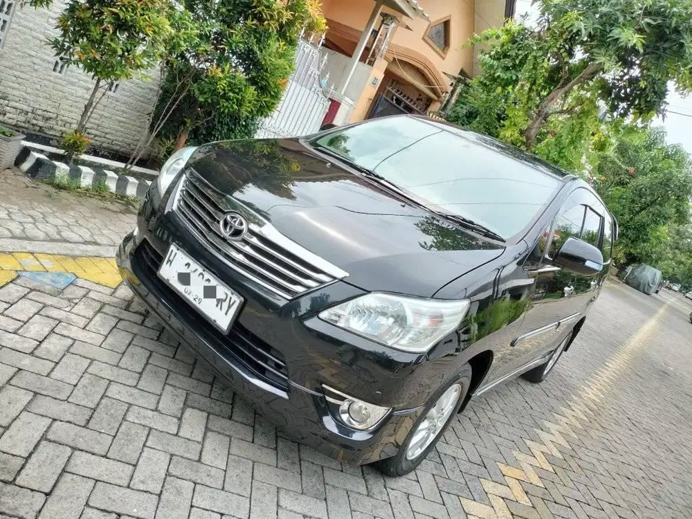 Toyota Innova 2.0 V Luxury Bensin Matic/At 2013 Super Istimewa