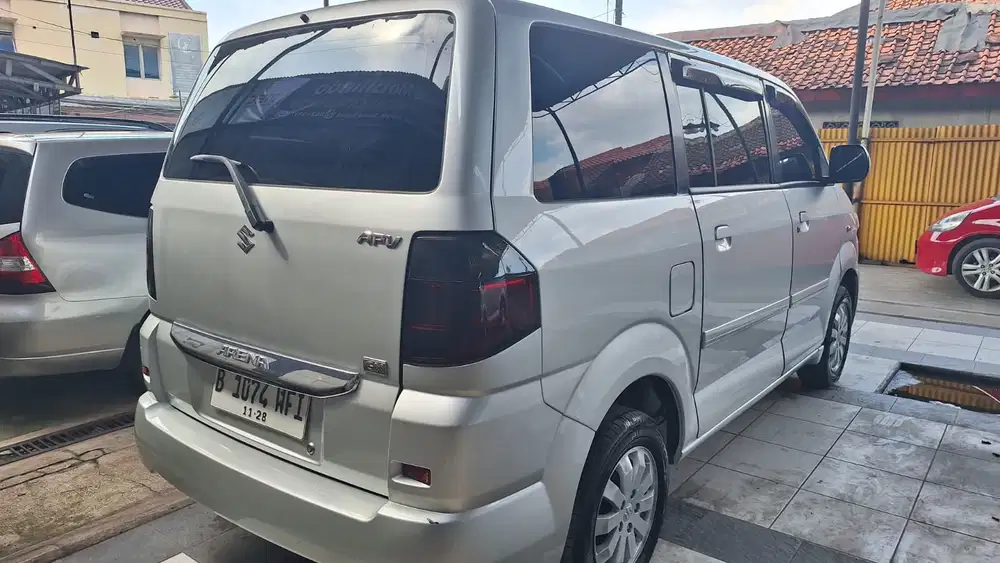 Suzuki APV Arena 2010 Bensin