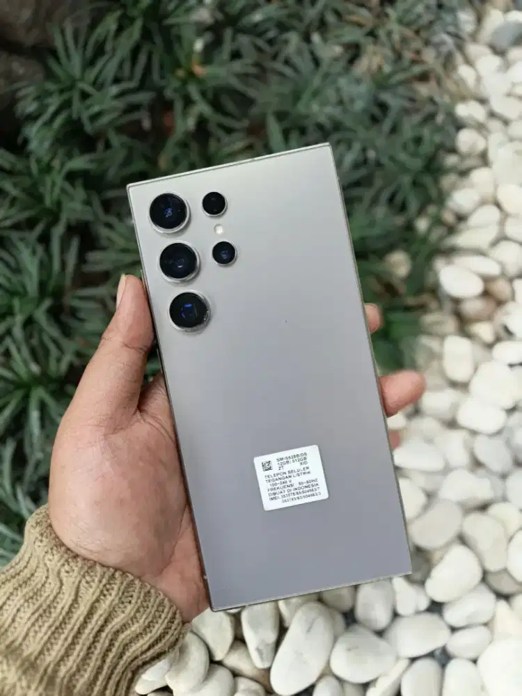 Samsung Galaxy S24 Ultra eks garansi resmi SEIN Indonesia