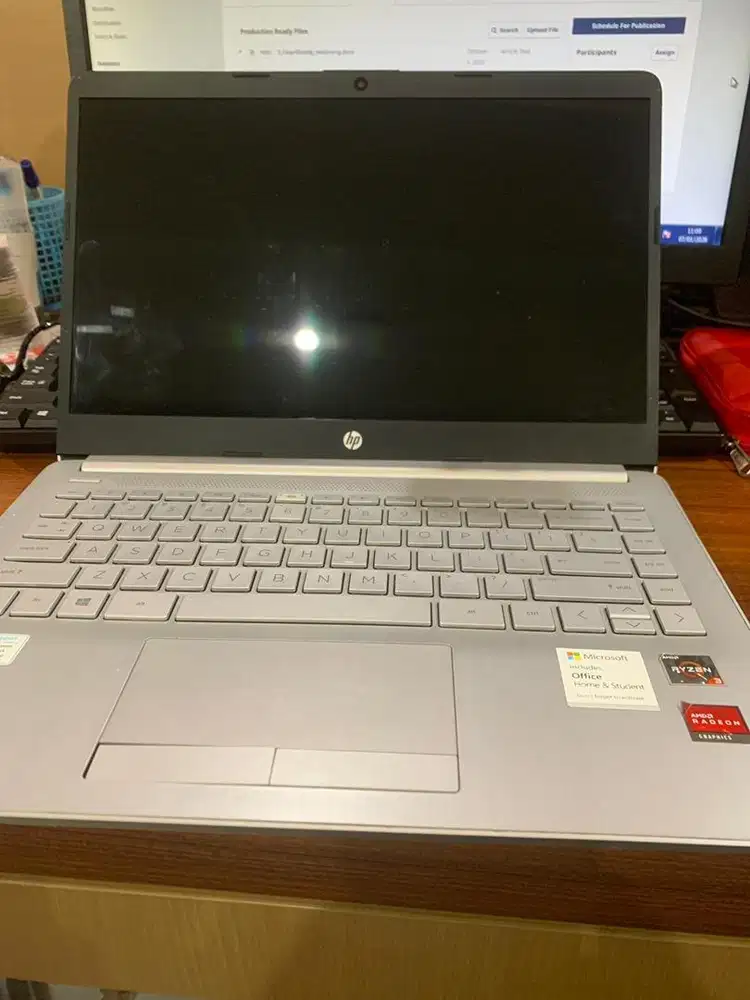 Laptop Hp 14s ryzen 3