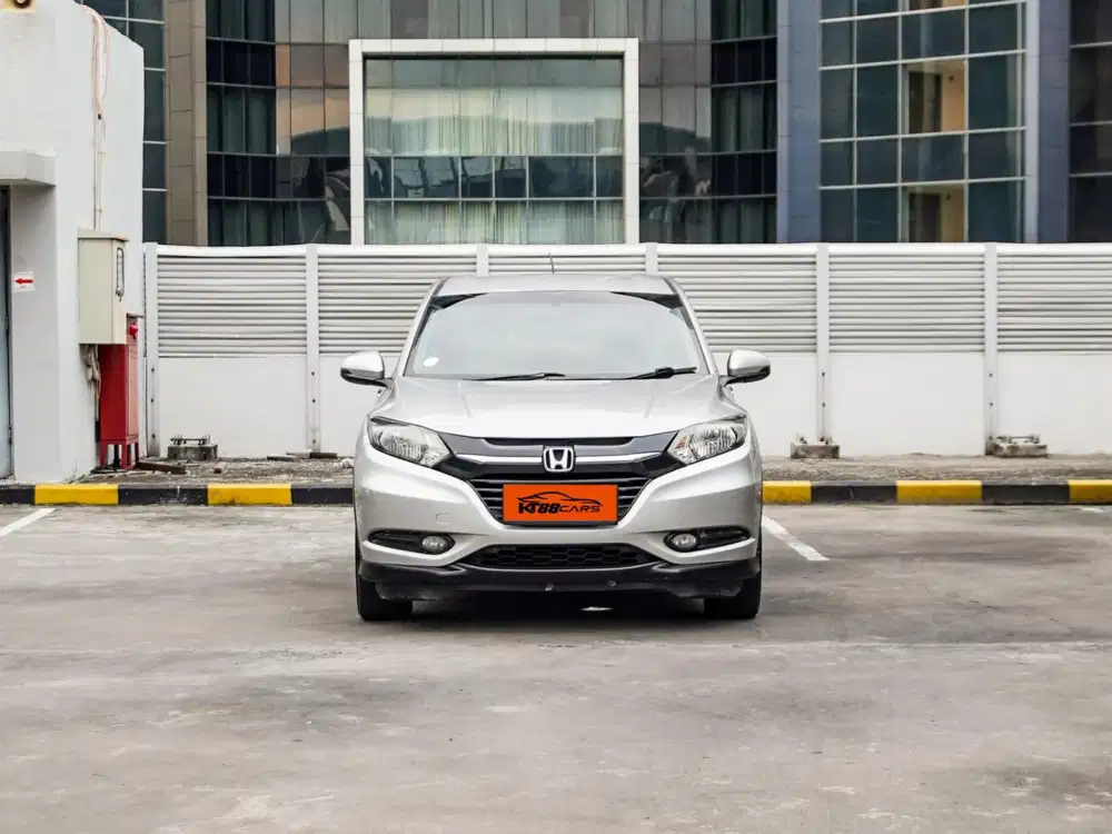 HRV E 1.5 MATIC 2015 SILVER GANJIL ( tangan pertama )