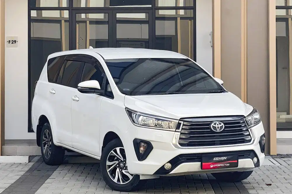 Toyota Kijang Innova 2.4G 2.4 G Diesel Solar AT Matic 2021 Putih.