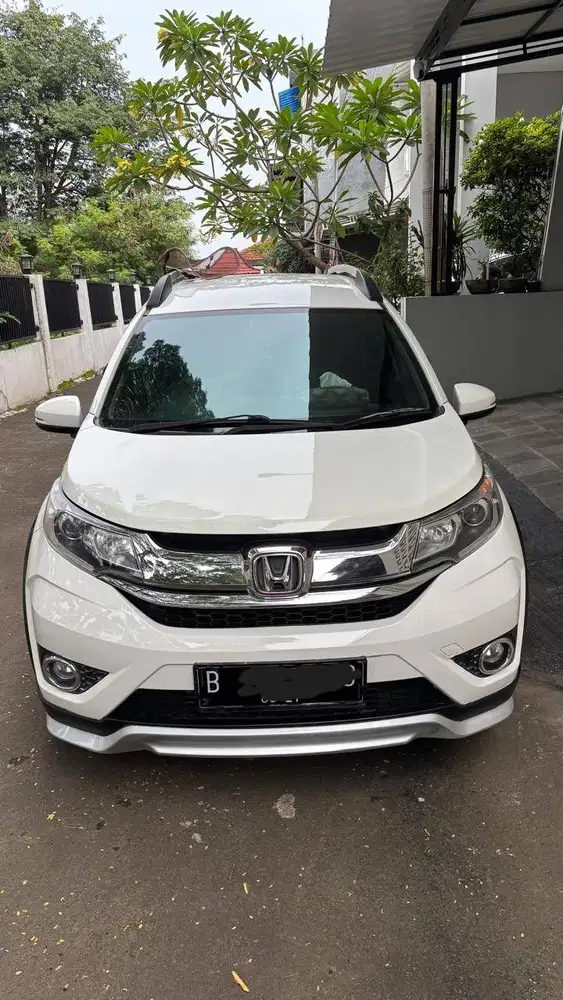 Honda BR-V Prestige 2017 | Terawat |  Siap Pakai | Tangan Pertama