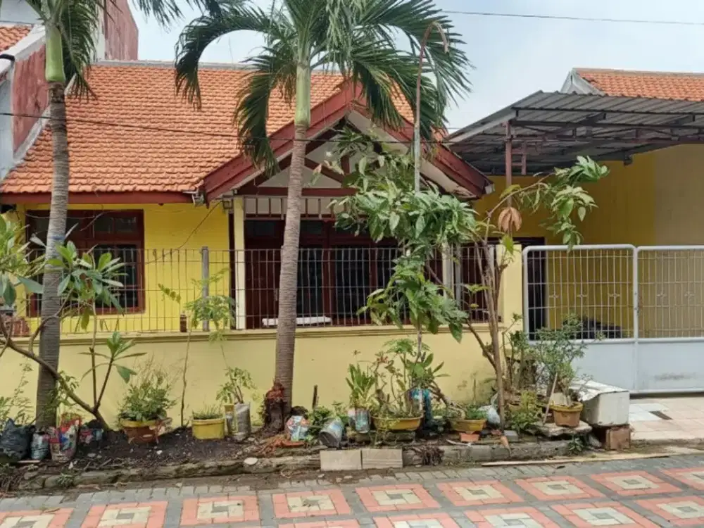 Rumah di Medokan Ayu grha YKP, Carport & Garasi  Row jalan 8 meter