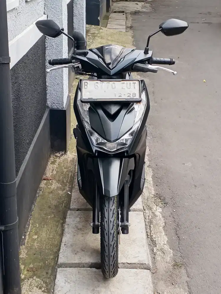 BEAT DELUXE IDLING STOP 2023 ISTIMEWA