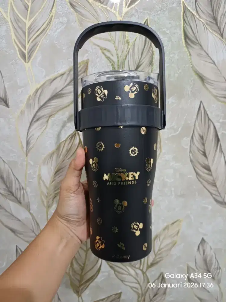 Tumbler Disney limited edition
