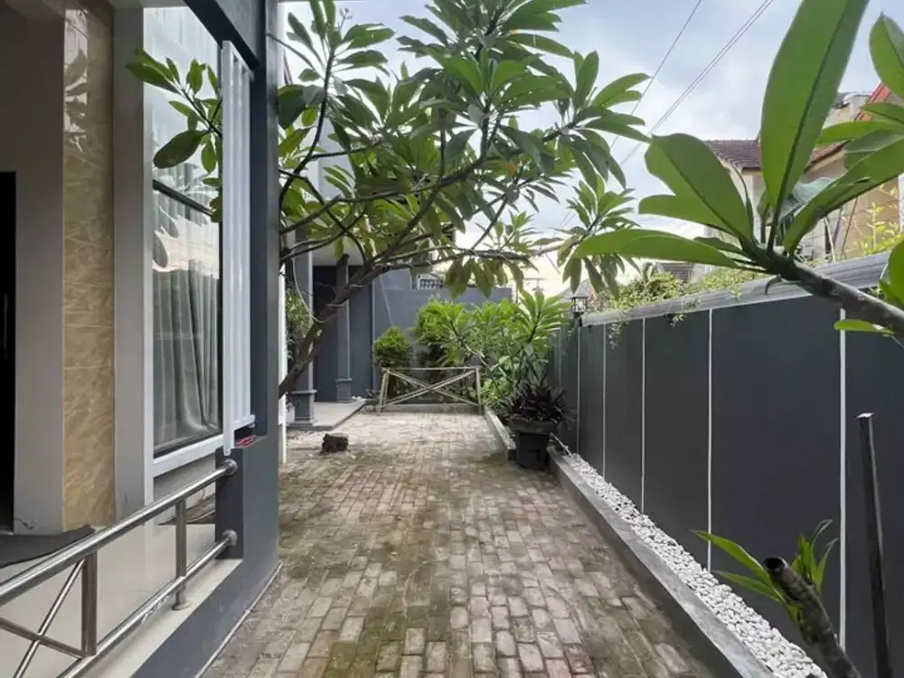 Dijual rumah luas di sinduadi sleman yogyakarta, Lokasi strategis dekat pintu tol Yogya dan UGM